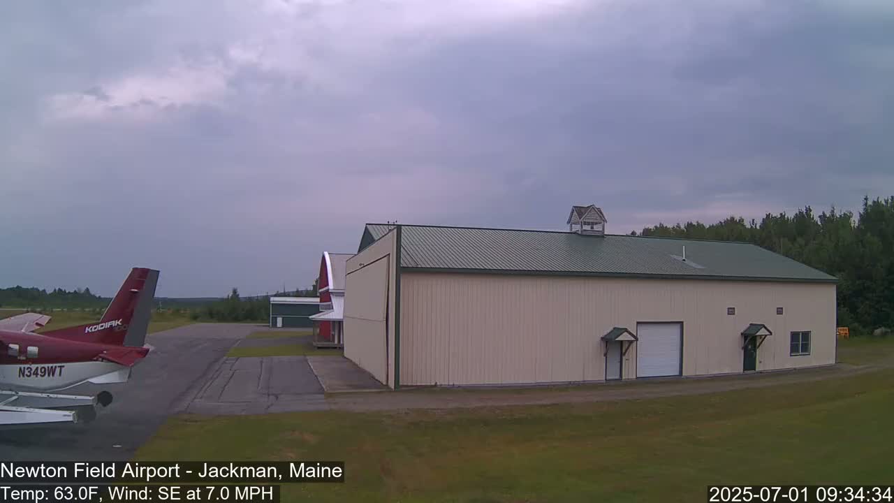Newton Field - Jackman Airport Live Cam - Maine, USA