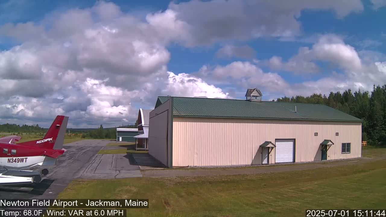 Newton Field - Jackman Airport Live Cam - Maine, USA