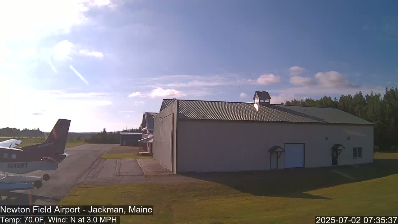 Newton Field - Jackman Airport Live Cam - Maine, USA
