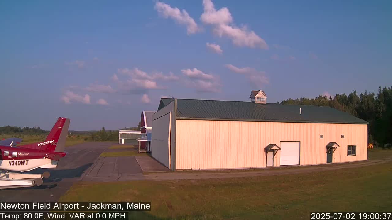 Newton Field - Jackman Airport Live Cam - Maine, USA