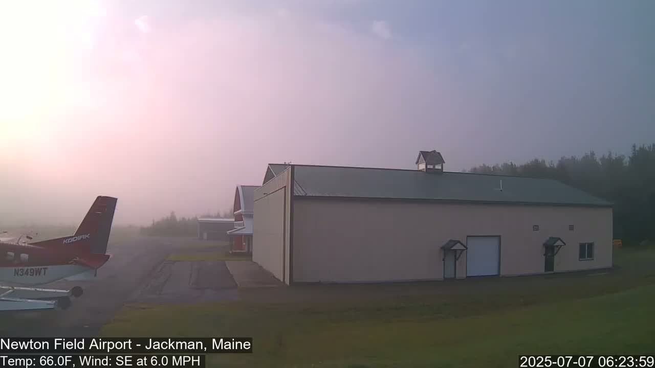 Newton Field - Jackman Airport Live Cam - Maine, USA