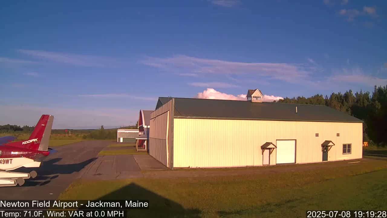 Newton Field - Jackman Airport Live Cam - Maine, USA