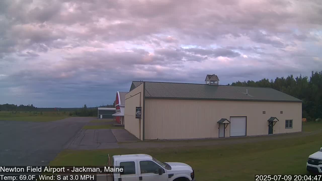 Newton Field - Jackman Airport Live Cam - Maine, USA