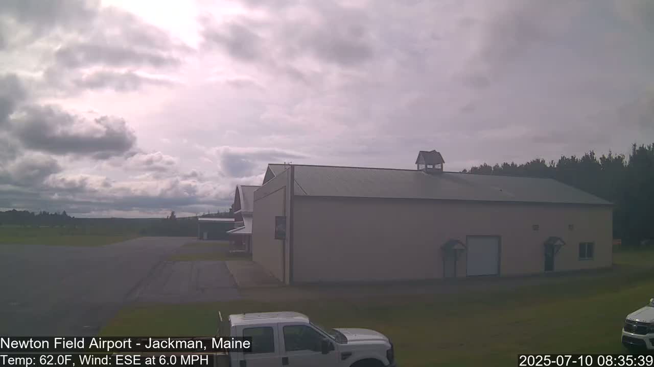 Newton Field - Jackman Airport Live Cam - Maine, USA