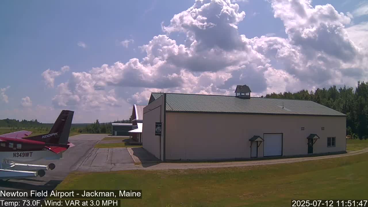 Newton Field - Jackman Airport Live Cam - Maine, USA
