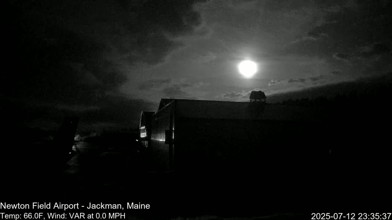 Newton Field - Jackman Airport Live Cam - Maine, USA