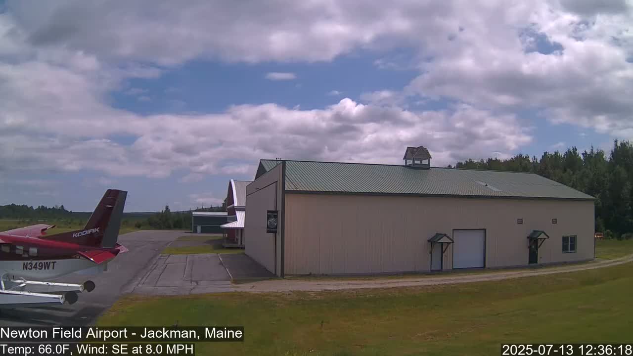 Newton Field - Jackman Airport Live Cam - Maine, USA