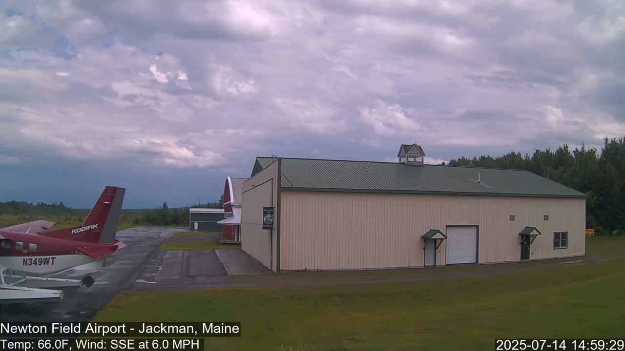 Newton Field - Jackman Airport Live Cam - Maine, USA