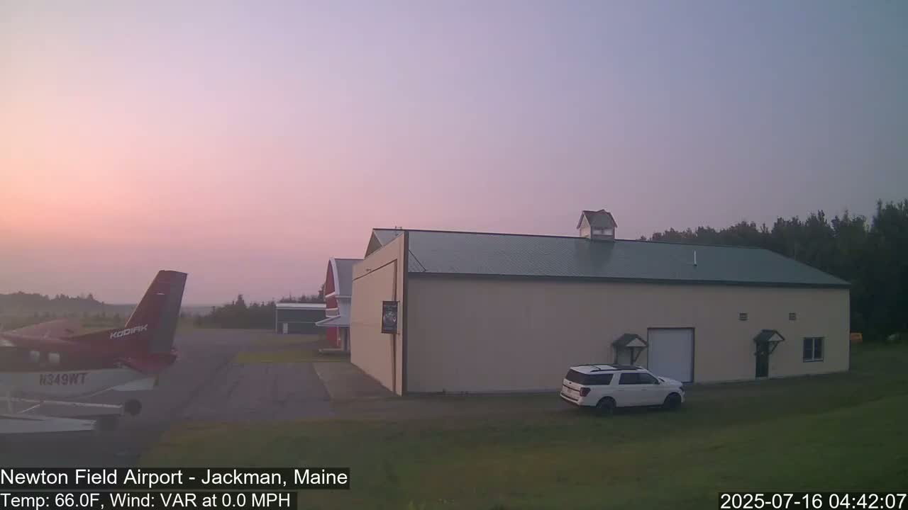 Newton Field - Jackman Airport Live Cam - Maine, USA