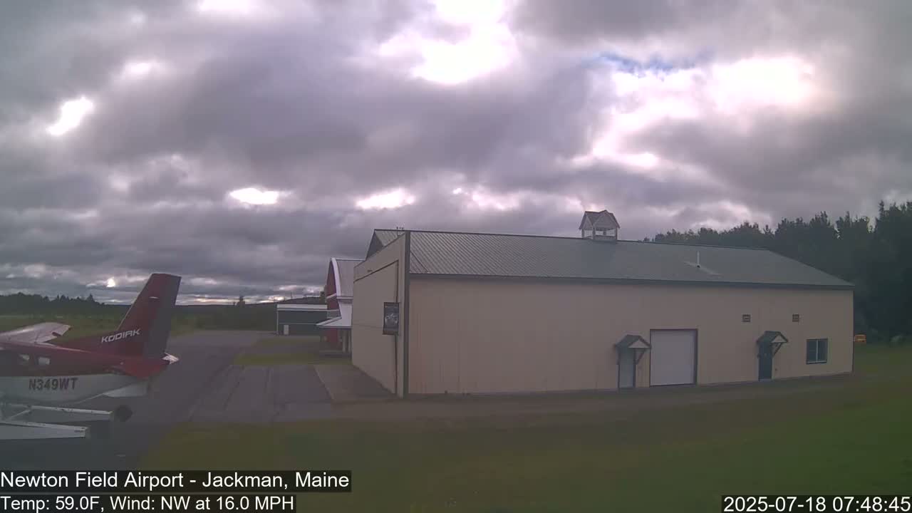 Newton Field - Jackman Airport Live Cam - Maine, USA