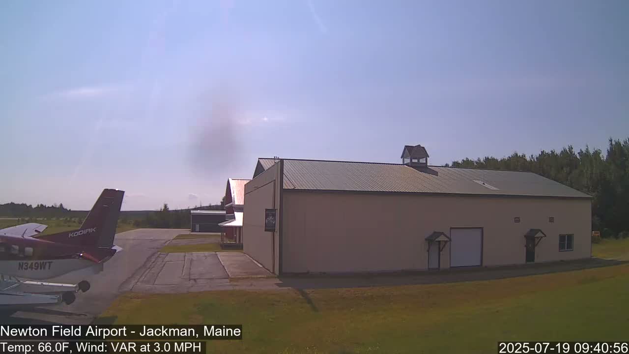 Newton Field - Jackman Airport Live Cam - Maine, USA