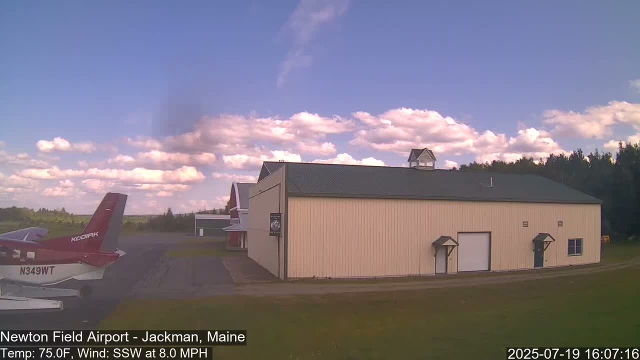 Newton Field - Jackman Airport Live Cam - Maine, USA
