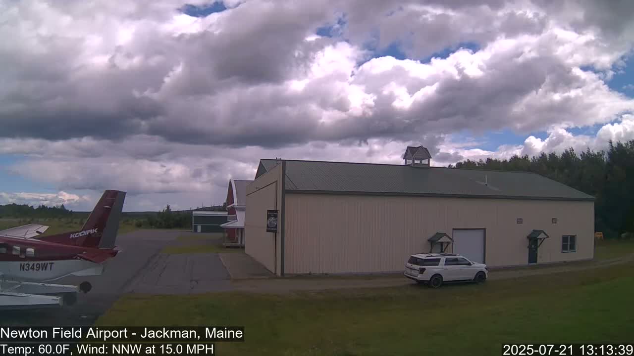 Newton Field - Jackman Airport Live Cam - Maine, USA