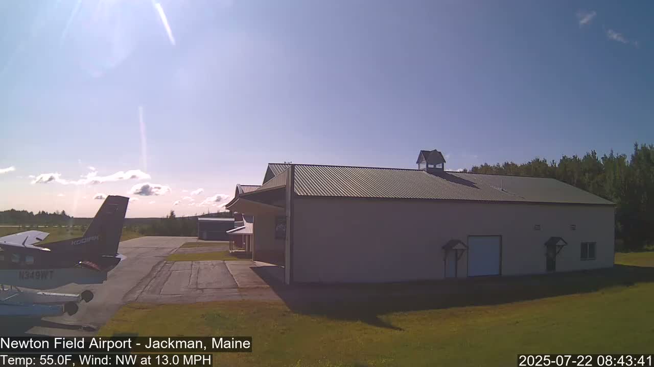 Newton Field - Jackman Airport Live Cam - Maine, USA