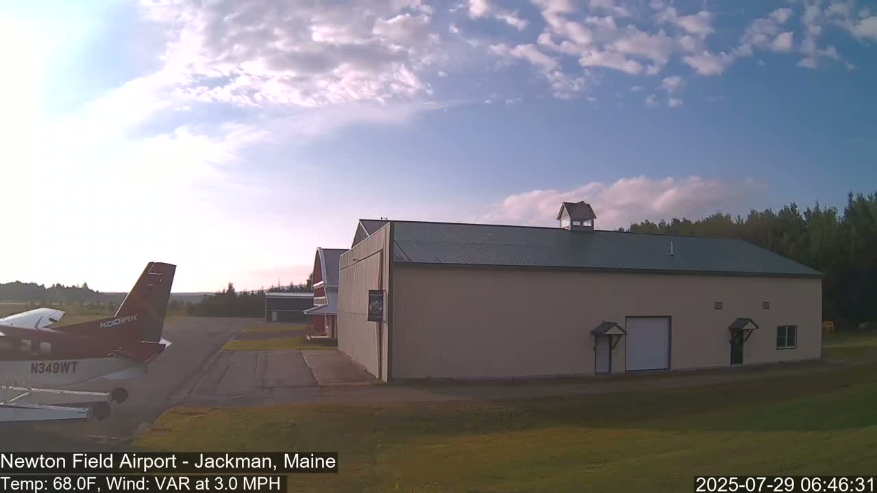 Newton Field - Jackman Airport Live Cam - Maine, USA