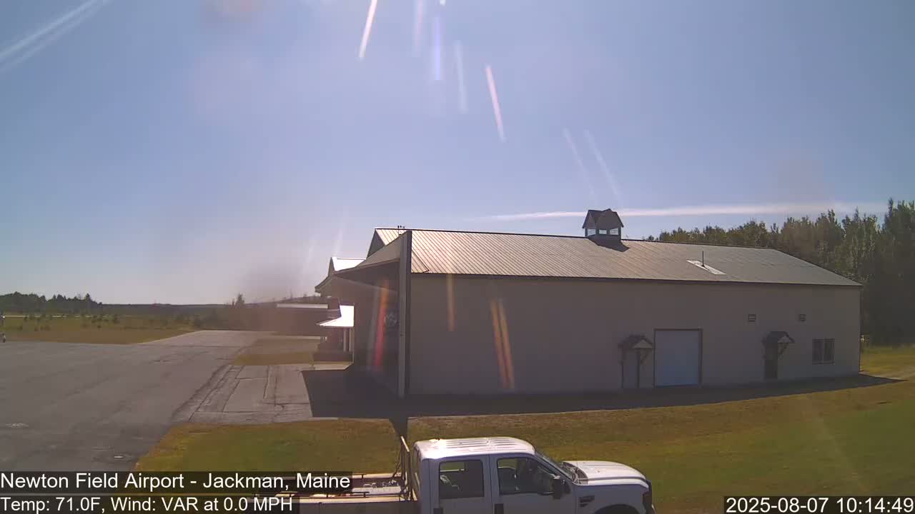 Newton Field - Jackman Airport Live Cam - Maine, USA
