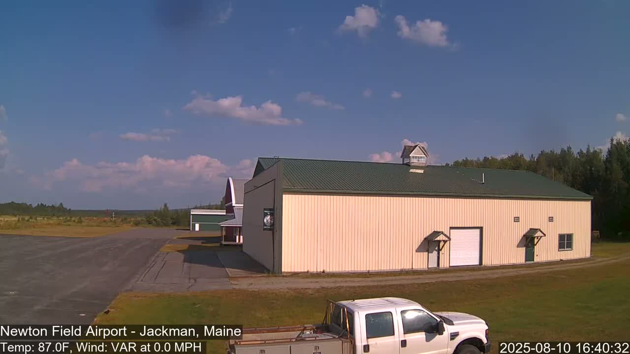 Newton Field - Jackman Airport Live Cam - Maine, USA