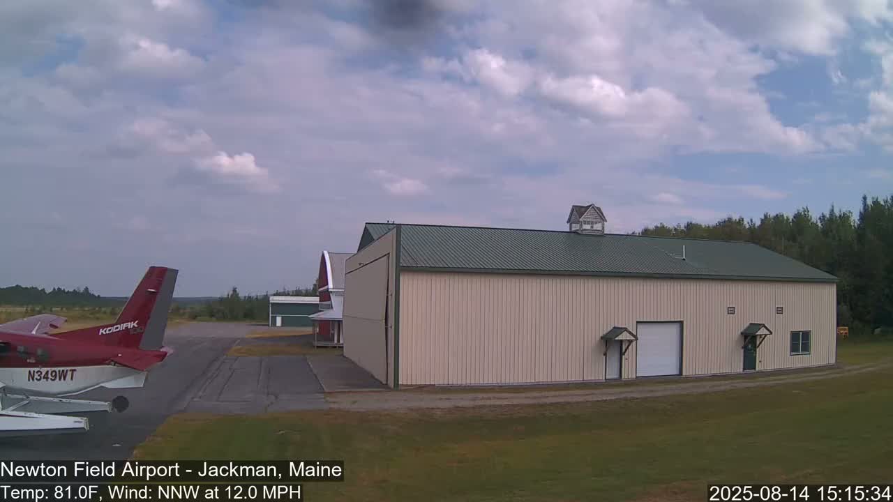 Newton Field - Jackman Airport Live Cam - Maine, USA