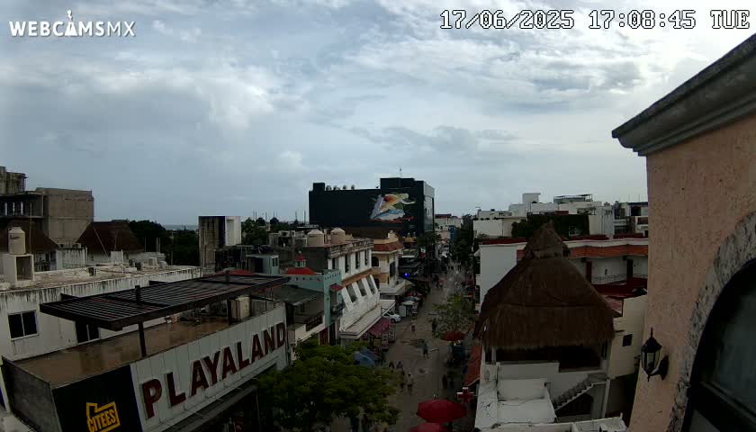 Playa del Carmen Avenue Quinta Avenida Live Cam - Solidaridad, Quintana Roo, Mexico