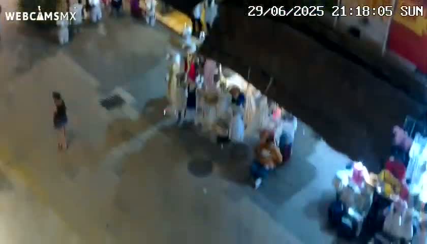 Playa del Carmen Avenue Quinta Avenida Live Cam - Solidaridad, Quintana Roo, Mexico