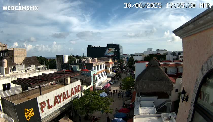 Playa del Carmen Avenue Quinta Avenida Live Cam - Solidaridad, Quintana Roo, Mexico