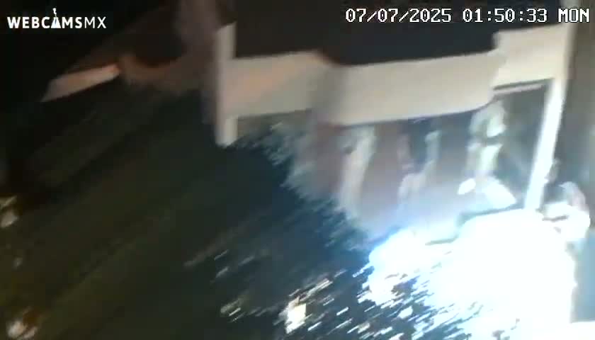 Playa del Carmen Avenue Quinta Avenida Live Cam - Solidaridad, Quintana Roo, Mexico