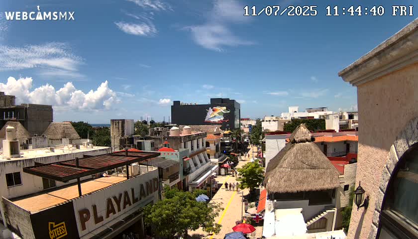 Playa del Carmen Avenue Quinta Avenida Live Cam - Solidaridad, Quintana Roo, Mexico
