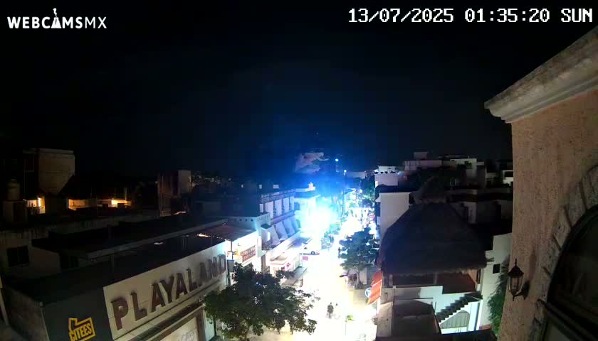 Playa del Carmen Avenue Quinta Avenida Live Cam - Solidaridad, Quintana Roo, Mexico