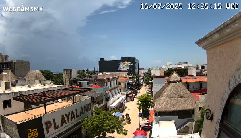 Playa del Carmen Avenue Quinta Avenida Live Cam - Solidaridad, Quintana Roo, Mexico