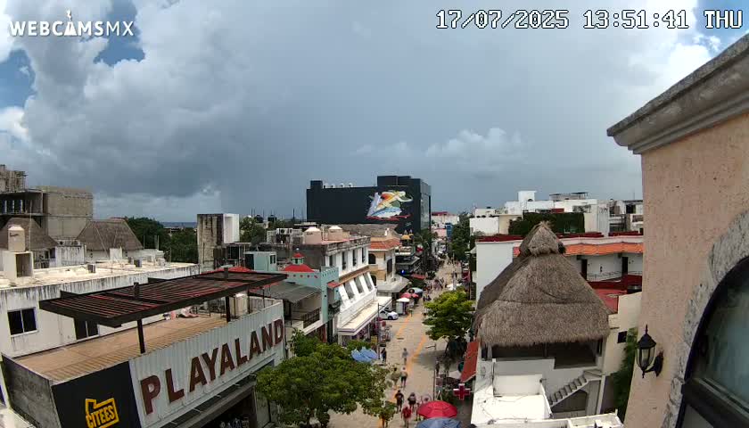 Playa del Carmen Avenue Quinta Avenida Live Cam - Solidaridad, Quintana Roo, Mexico