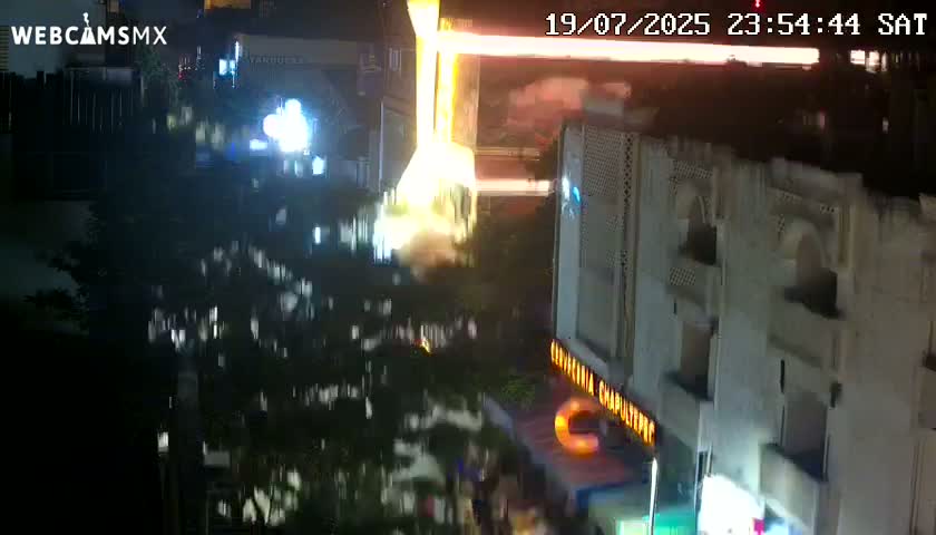 Playa del Carmen Avenue Quinta Avenida Live Cam - Solidaridad, Quintana Roo, Mexico