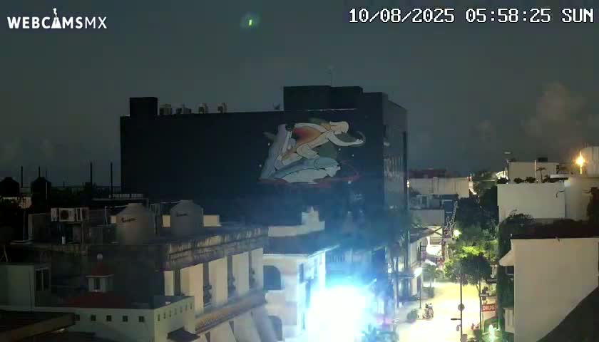 Playa del Carmen Avenue Quinta Avenida Live Cam - Solidaridad, Quintana Roo, Mexico