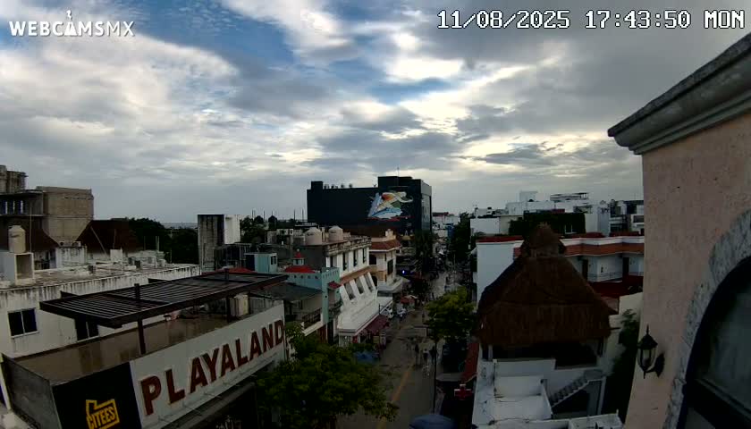 Playa del Carmen Avenue Quinta Avenida Live Cam - Solidaridad, Quintana Roo, Mexico