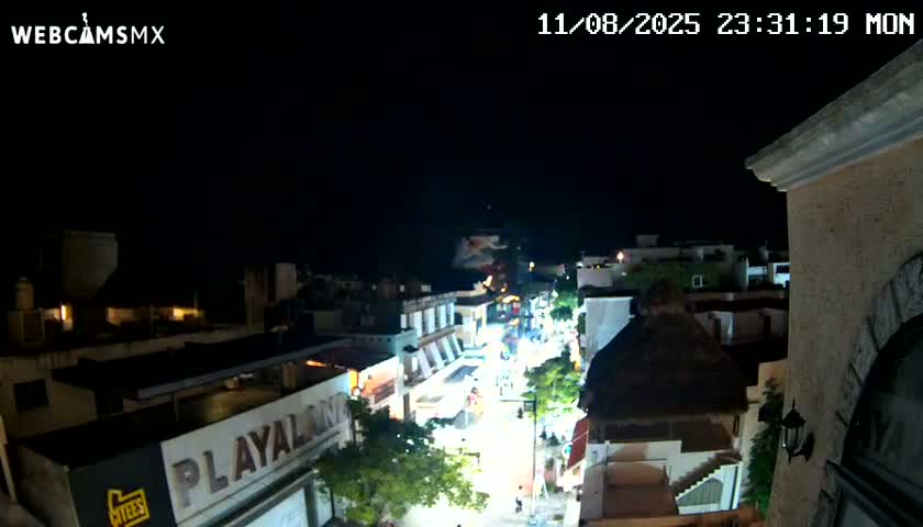 Playa del Carmen Avenue Quinta Avenida Live Cam - Solidaridad, Quintana Roo, Mexico