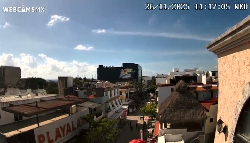Playa del Carmen Avenue Quinta Avenida Live Cam - Solidaridad, Quintana Roo, Mexico