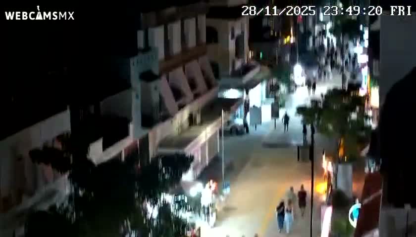 Playa del Carmen Avenue Quinta Avenida Live Cam - Solidaridad, Quintana Roo, Mexico