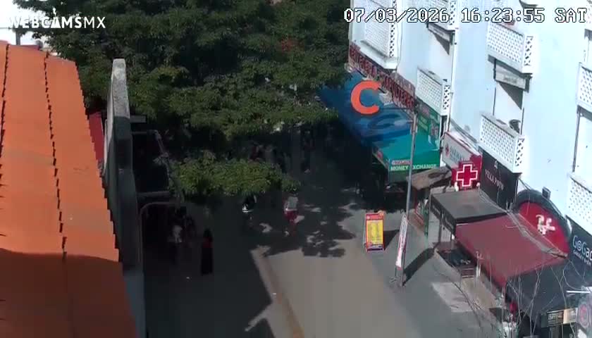 Playa del Carmen Avenue Quinta Avenida Live Cam - Solidaridad, Quintana Roo, Mexico