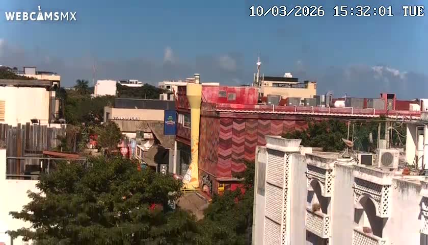 Playa del Carmen Avenue Quinta Avenida Live Cam - Solidaridad, Quintana Roo, Mexico