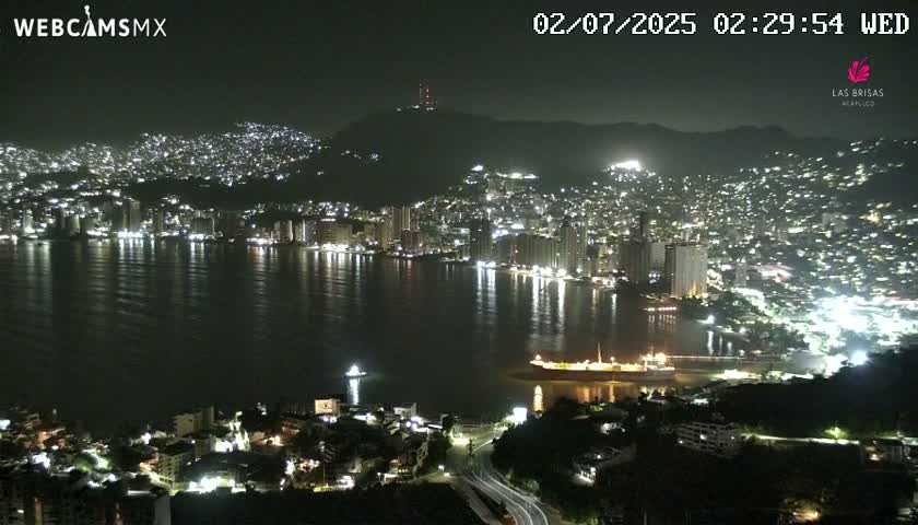 Acapulco City Skyline  Live Cam - Acapulco de Juarez, Guerrero, Mexico