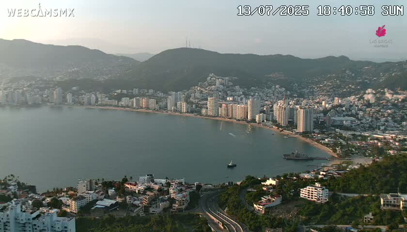 Acapulco City Skyline  Live Cam - Acapulco de Juarez, Guerrero, Mexico