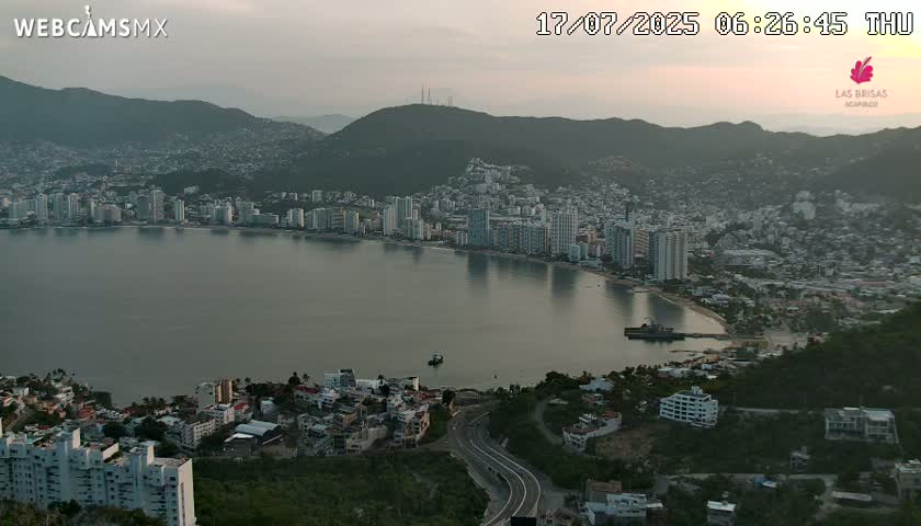 Acapulco City Skyline  Live Cam - Acapulco de Juarez, Guerrero, Mexico