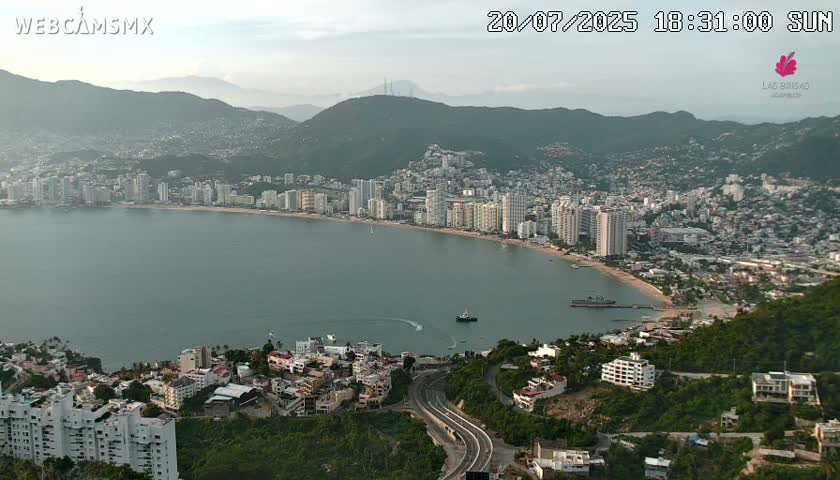 Acapulco City Skyline  Live Cam - Acapulco de Juarez, Guerrero, Mexico