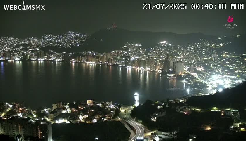 Acapulco City Skyline  Live Cam - Acapulco de Juarez, Guerrero, Mexico