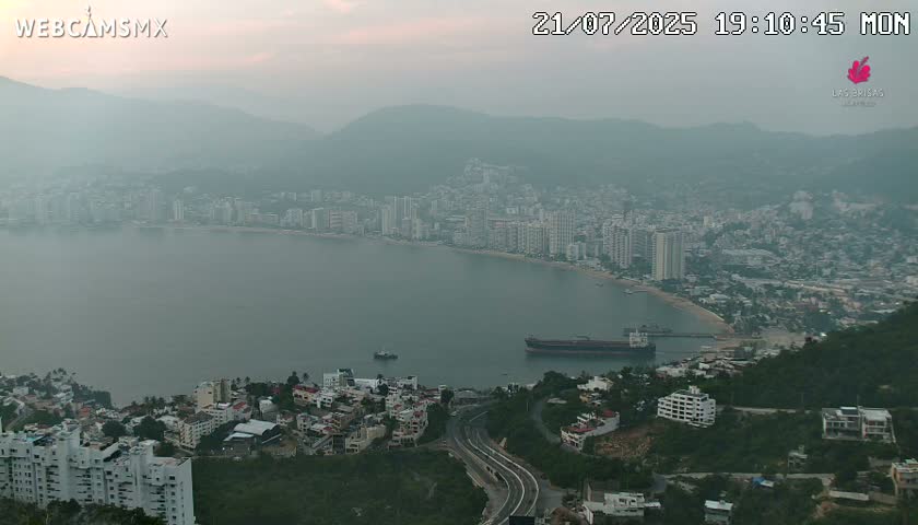 Acapulco City Skyline  Live Cam - Acapulco de Juarez, Guerrero, Mexico