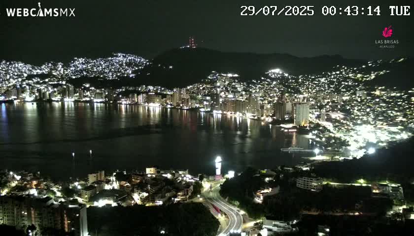 Acapulco City Skyline  Live Cam - Acapulco de Juarez, Guerrero, Mexico