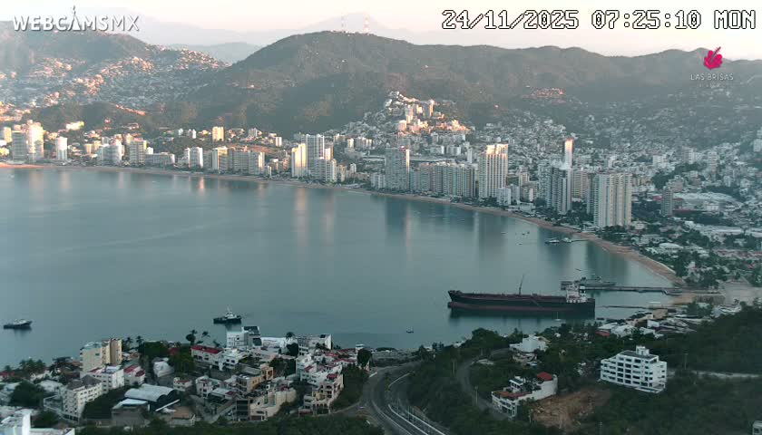 Acapulco City Skyline  Live Cam - Acapulco de Juarez, Guerrero, Mexico