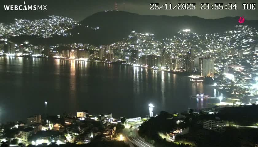 Acapulco City Skyline  Live Cam - Acapulco de Juarez, Guerrero, Mexico