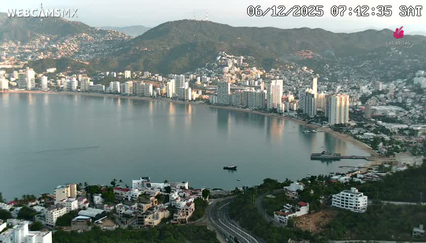 Acapulco City Skyline  Live Cam - Acapulco de Juarez, Guerrero, Mexico