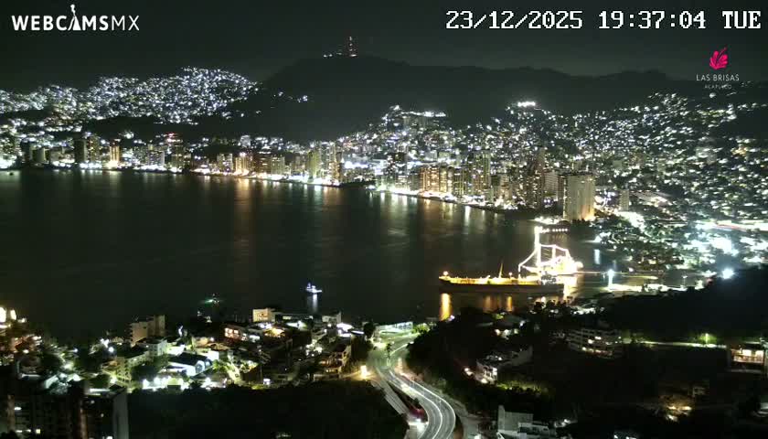 Acapulco City Skyline  Live Cam - Acapulco de Juarez, Guerrero, Mexico