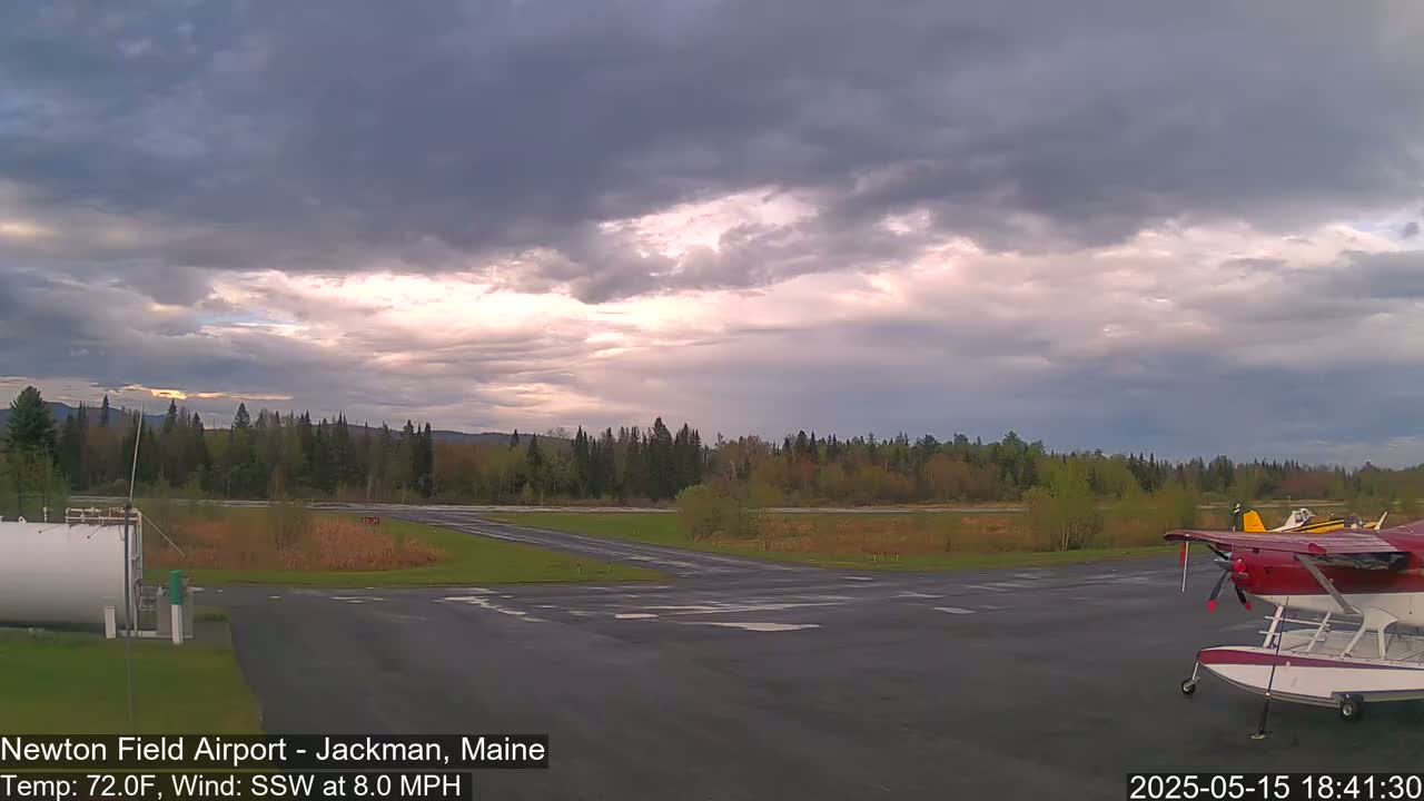Newton Field Airport Live Cam - Jackman, Maine, USA Airport